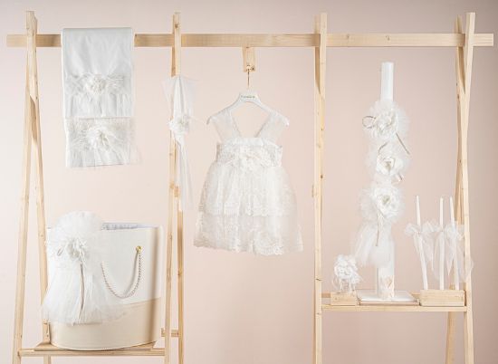 Εικόνα της Πακέτο βάπτισης για κορίτσι Piccolino Estelle ivory με καλάθι