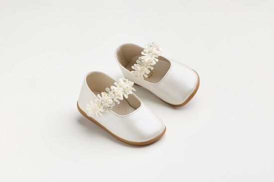 Εικόνα της K636E - Μπαλαρίνα για τα πρώτα βήματα σε εκρού τεχνόδερμα με δαντελένια τρέσσα με παγιέτες