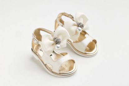 Εικόνα της KE15 - Σανδάλι περπατήματος σε εκρού δέρμα με φιογκο από εκρού σατεν και τούλι με στρας και πέρλα