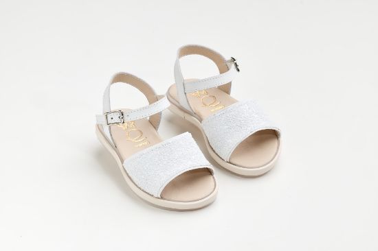 Εικόνα της K640A - Σανδάλι περπατήματος σε λευκό δέρμα και λευκό ματ γκλιτερ