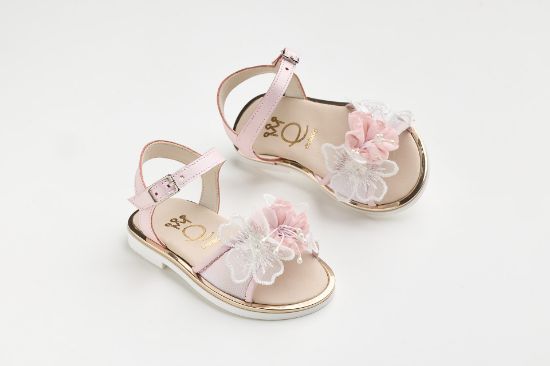 Εικόνα της K645E - Σανδάλι περπατήματος σε εκρού δέρμα και διαφάνεια με χειροποίητα λουλούδια σε off white και σάπιο μήλο