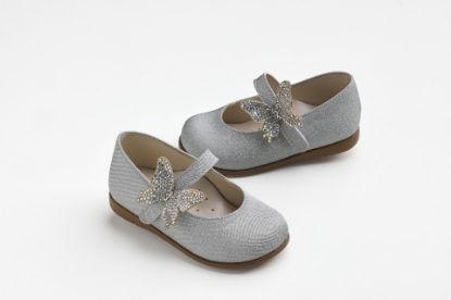 Εικόνα της K6121A - Μπαλαρίνα περπατήματος σε ασημί γκλιτερ με στρας πεταλούδα