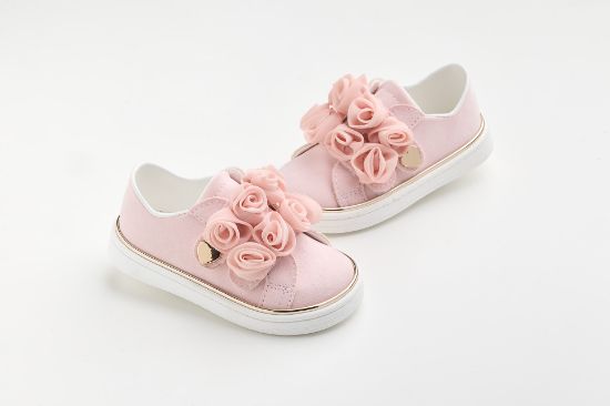 Εικόνα της K6129P - Sneaker περπατήματος σε ροζ συνθετικό καστορ με χειροποίητα ροζ τριαντάφυλλα από μουσελίνα