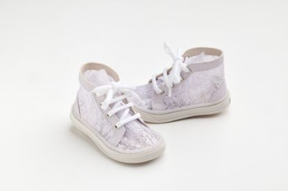 Εικόνα της K6137B - Μποτάκι περπατήματος σε λιλά γκλιτερ και δαντέλα